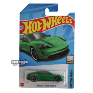 PORSCHE TAYCAN TURBO S